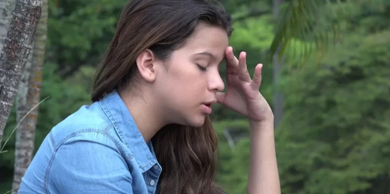भारत में किशोरों (टीन एजर्स) का मानसिक स्वास्थ्य | Mental Health Of Teenagers in India